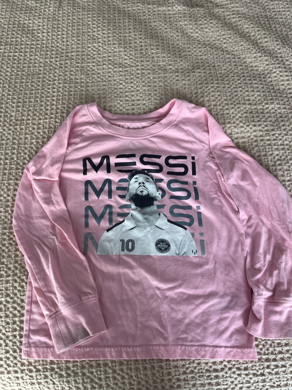 Kids Long-Sleeve Pink Graphic Tee - Messi Print